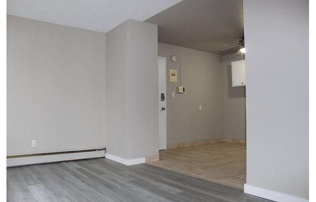 1 bedroom apartment of 473 sq. ft in Edmonton