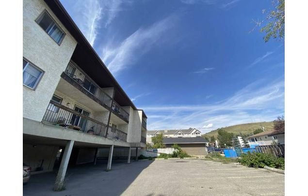 2 bedroom apartment of 688 sq. ft in Cochrane