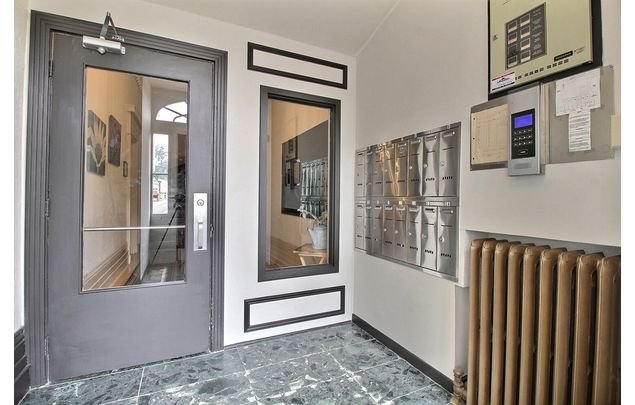 1 bedroom apartment of 4 sq. ft in Quebec