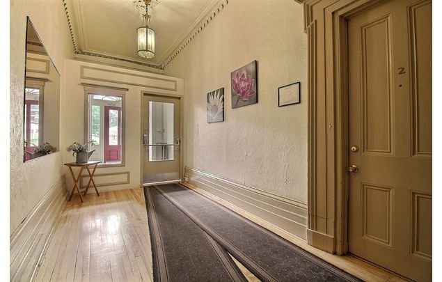 1 bedroom apartment of 4 sq. ft in Quebec