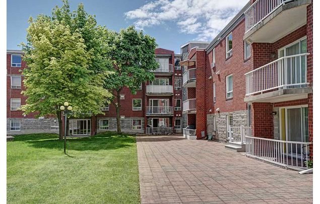 Rent 2 bedroom apartment in Quebec