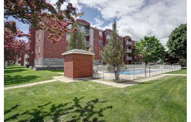 Rent 2 bedroom apartment in Quebec