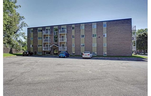 Rent 2 bedroom apartment in Quebec City