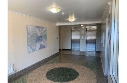 Rent 2 bedroom apartment in Scarborough
