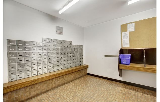 2 bedroom apartment of 81 sq. ft in Scarborough