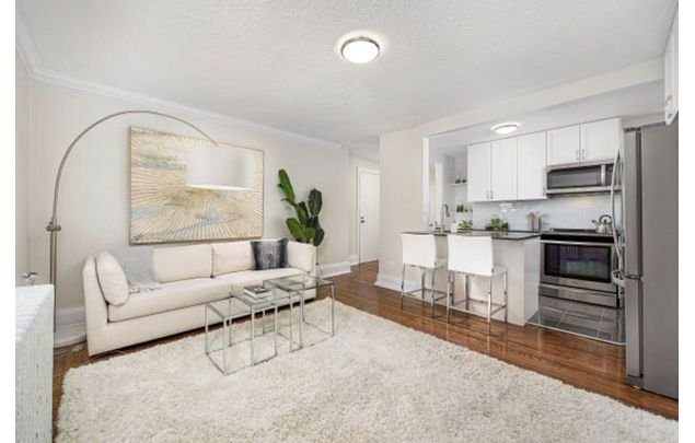 1 bedroom apartment of 624 sq. ft in York