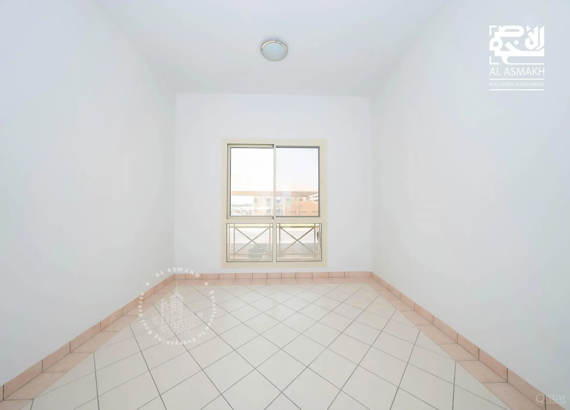 Amazing Unfurnished Studio in Mesaimeer