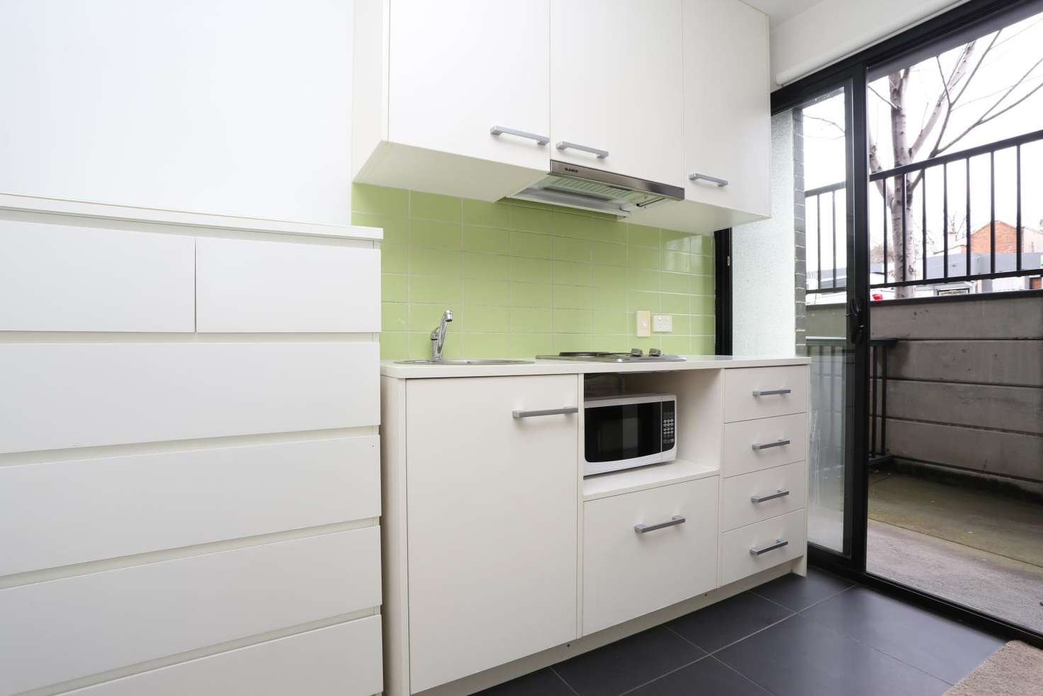 Studio for rent in North Melbourne