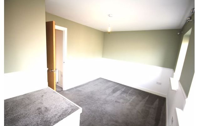 Rent 2 bedroom house in Salisbury