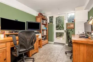 3 bedroom semi-detached house for sale IN Leceister