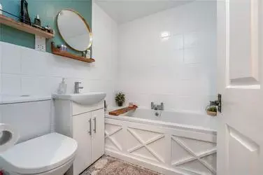 3 bedroom semi-detached house for sale IN Leceister