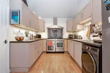 3 bedroom semi-detached house for sale IN Leceister