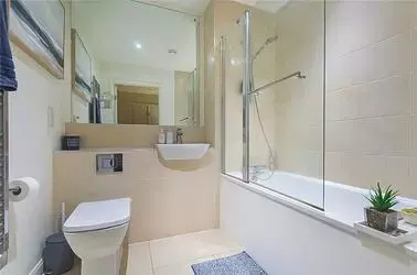 1 Bedroom Apartment in London