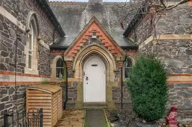 3 bedroom semi-detached house for sale IN Leceister