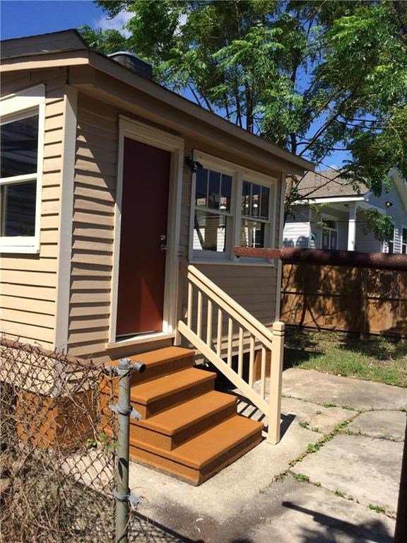 TWO BEDROOM RENTAL IN NEW ORLEANS, LOUISIANA