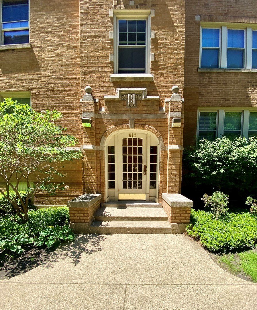 ONE BEDROOM RENTAL IN EVANSTON, ILLINOIS