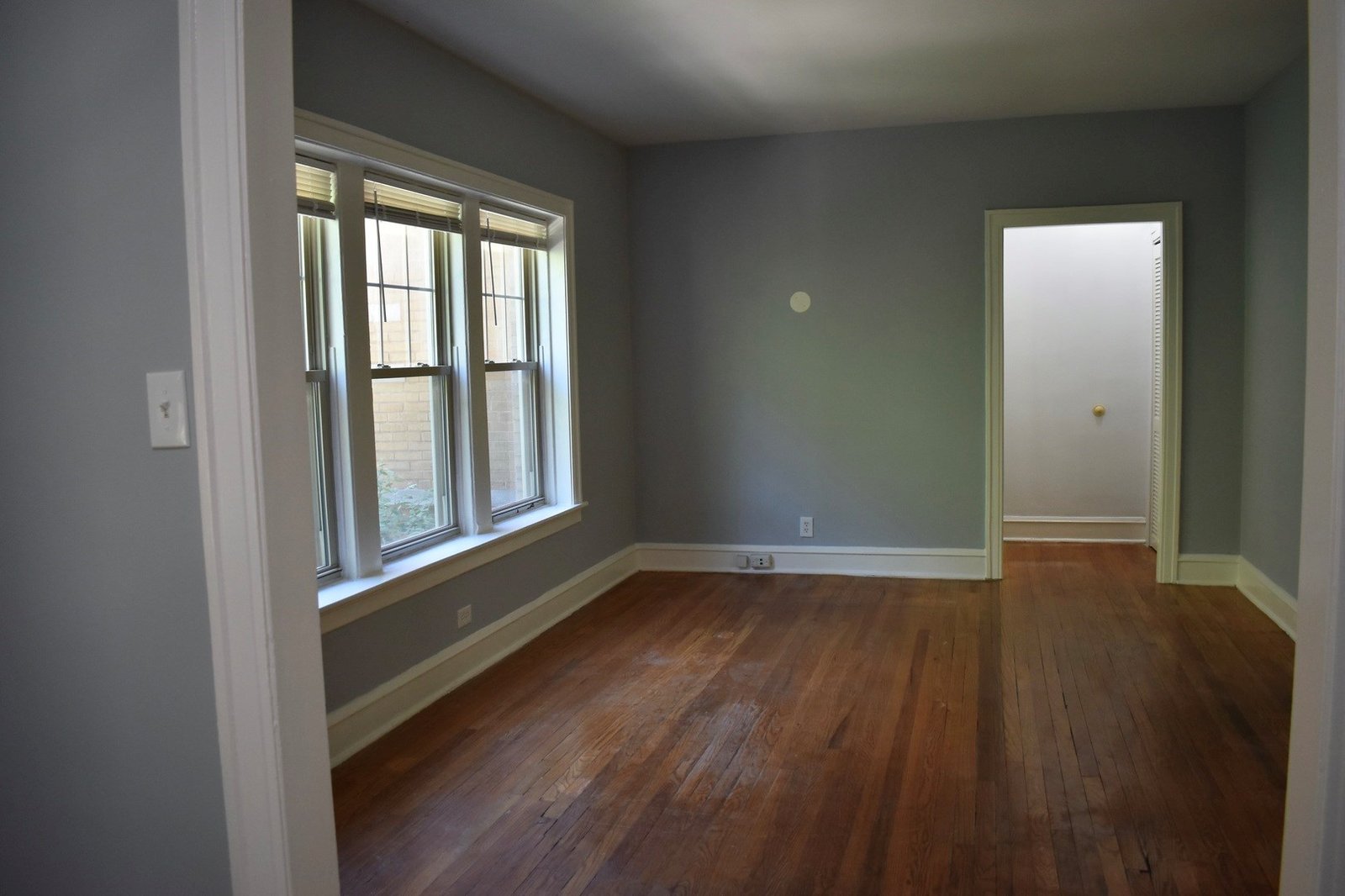 ONE BEDROOM RENTAL IN EVANSTON, ILLINOIS