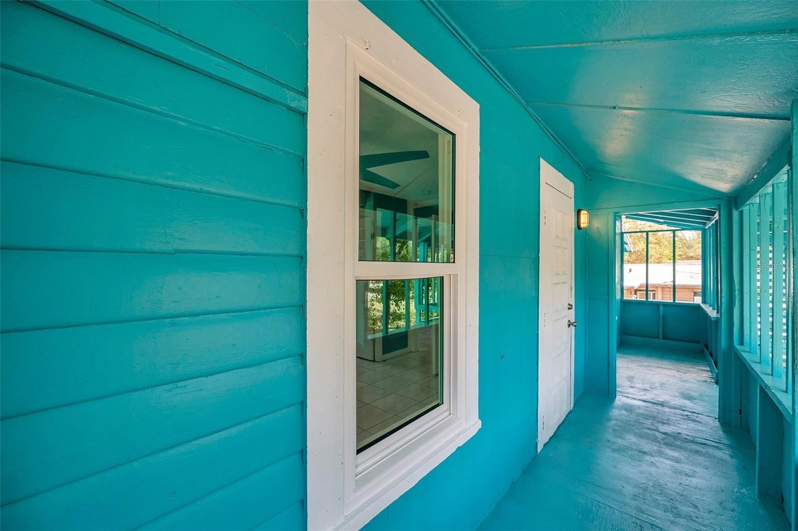 ONE BEROOM RENTAL IN ST PETERSBURG, FLORIDA