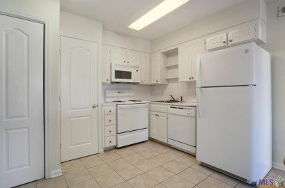 2 BEDROOM RENTAL IN BATON ROUGE, LOUISIANA