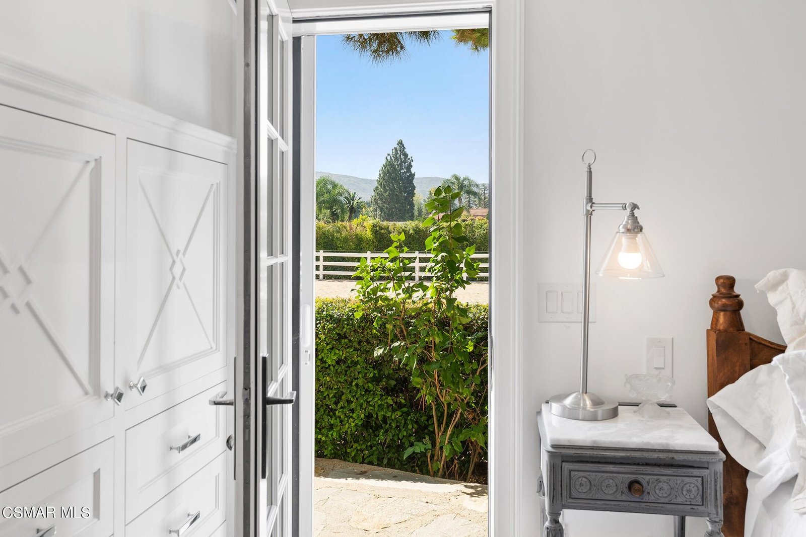 2. BEDROOM RENTAL IN SIMI VALLEY, CALIFORNIA