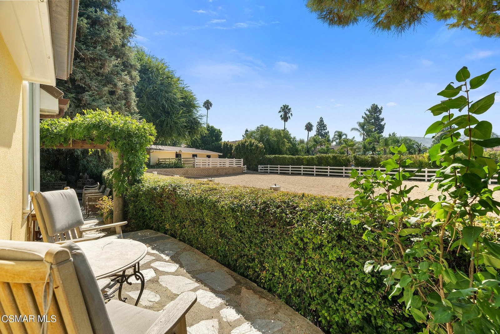 2. BEDROOM RENTAL IN SIMI VALLEY, CALIFORNIA