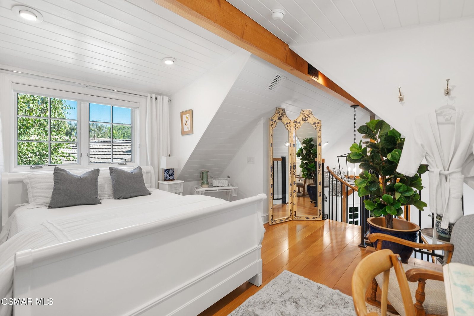 2. BEDROOM RENTAL IN SIMI VALLEY, CALIFORNIA