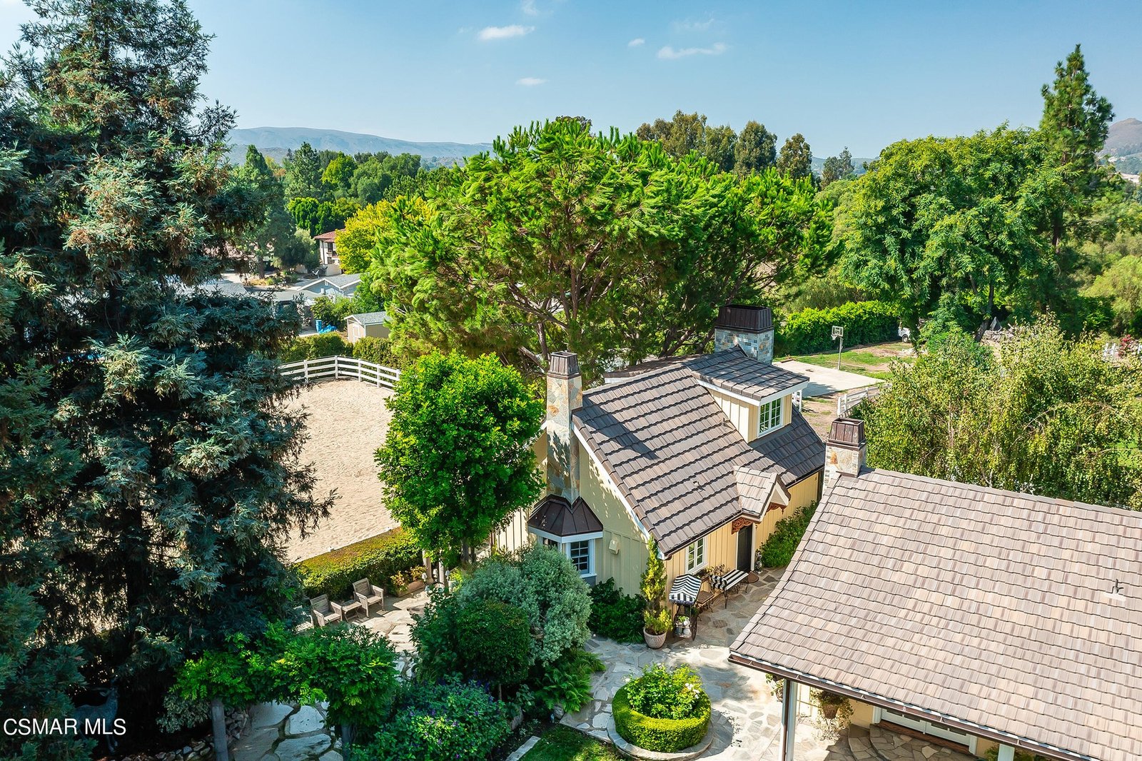 2. BEDROOM RENTAL IN SIMI VALLEY, CALIFORNIA