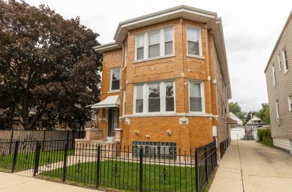 2 BEDROOM RENTAL IN CICERO, ILLINOIS