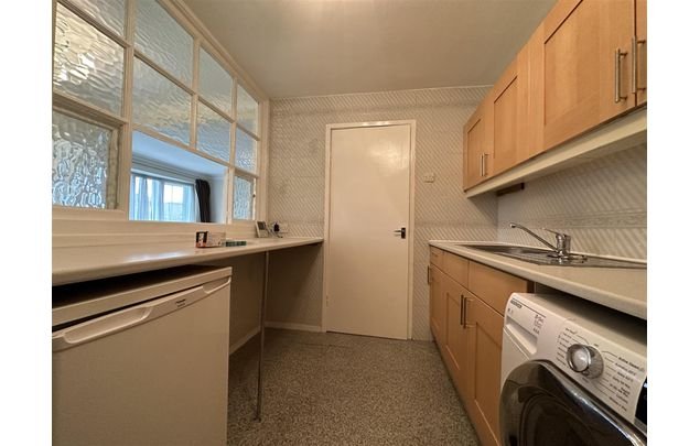 Rent 1 bedroom house in Leeds