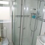 Rent 2 bedroom house in Solihull