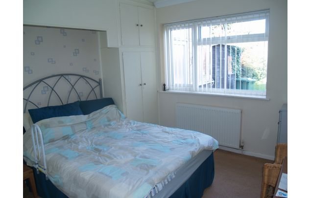 Rent 2 bedroom house in Solihull