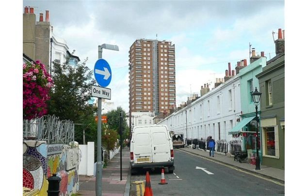 Rent 2 bedroom house in Brighton