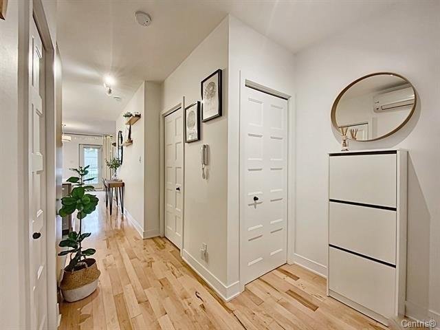 1 Bedroom Apartment - Condominium for rent - Montréal