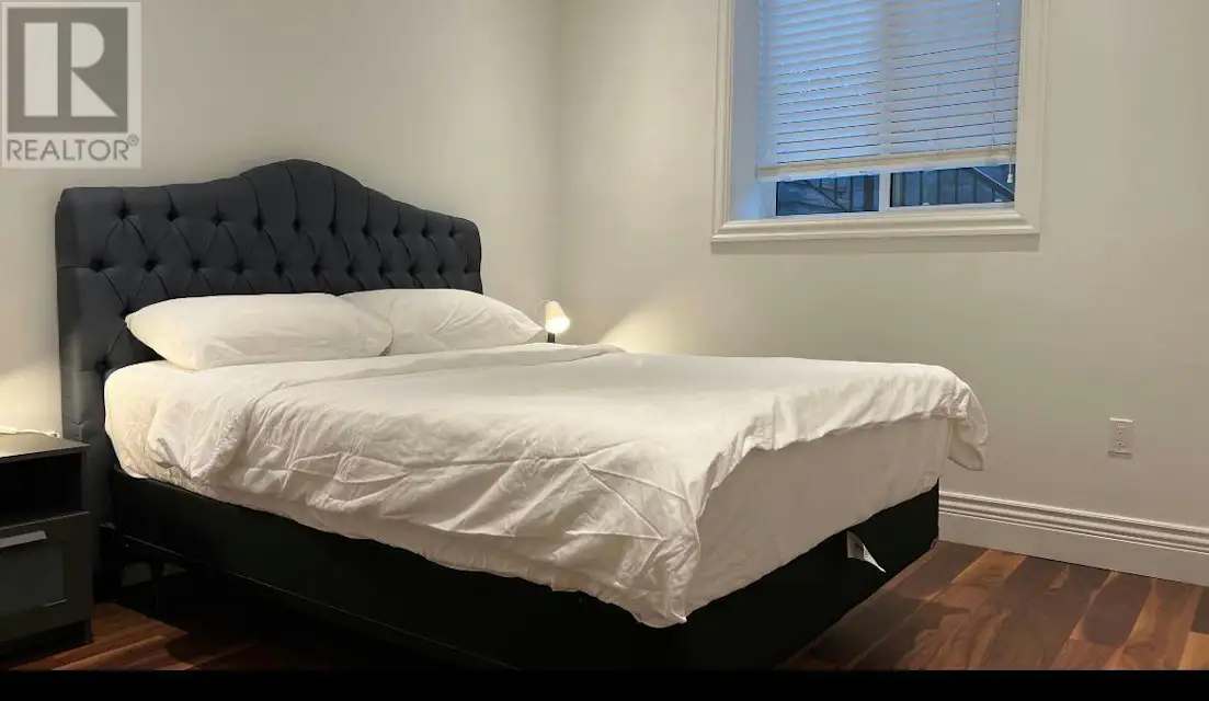 2 bed 1 bath 1 sqft home in Vancouver, British Colombia