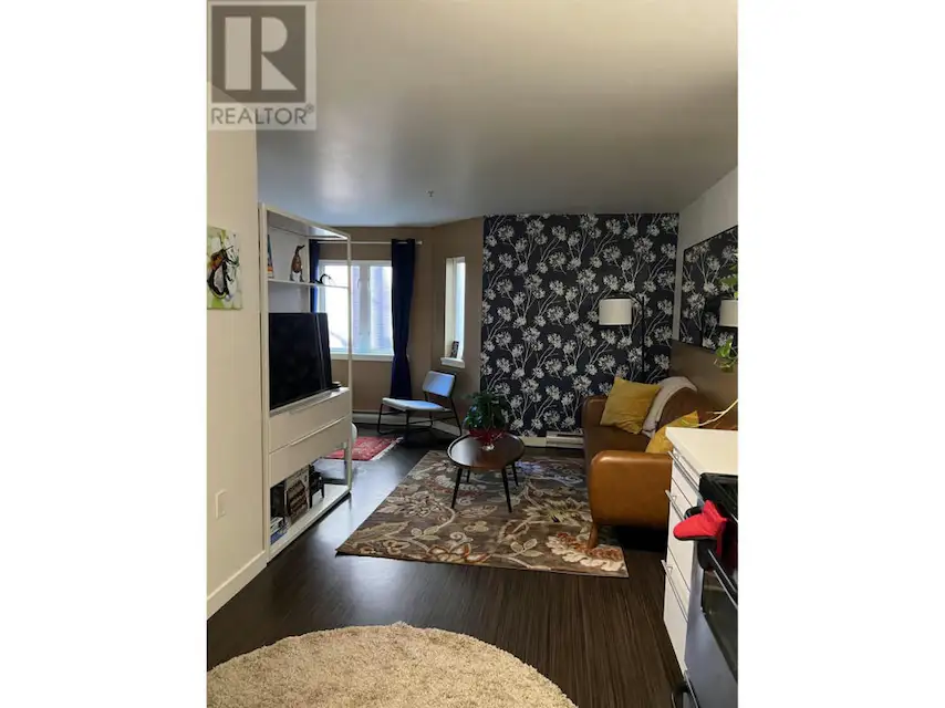 1 bed 1 bath 530 sqft home