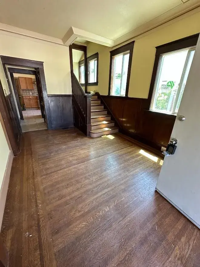 Upstairs Studio Available- Remodeled Tower District Home - for Rent!