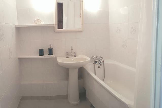 1 Bedroom for rent in  Poznań