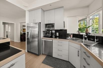 3 Bedroom Contemporary Design Home