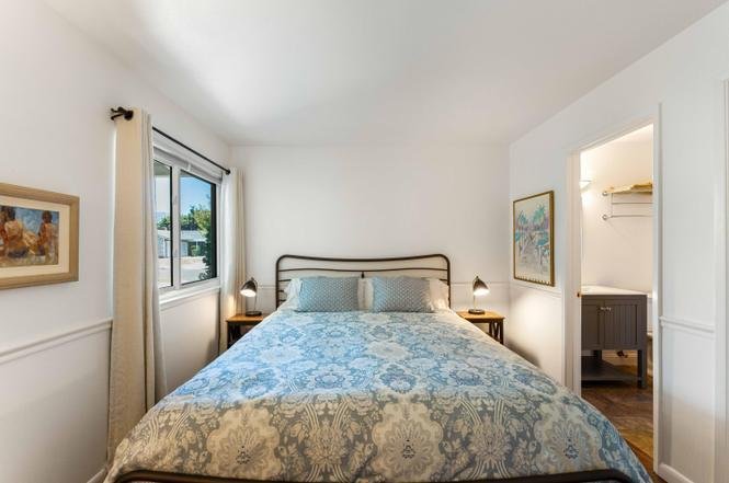 4-bed, 2-bath Mid-Century Ranch-style home For Sale in Santa Barbara